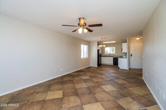 1142 E Silversmith Trail in San Tan Valley, AZ - Building Photo - Building Photo