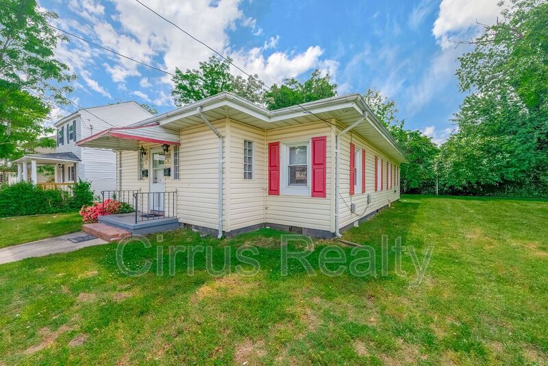 1224 32nd St in Newport News, VA - Building Photo