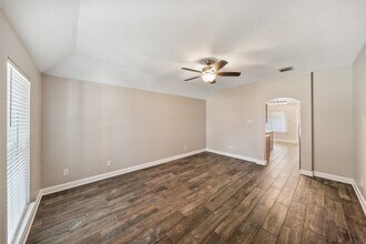 3427 W Rainmill Dr in Katy, TX - Building Photo - Building Photo