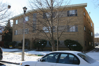 8118 N Keating Ave in Skokie, IL - Building Photo - Building Photo