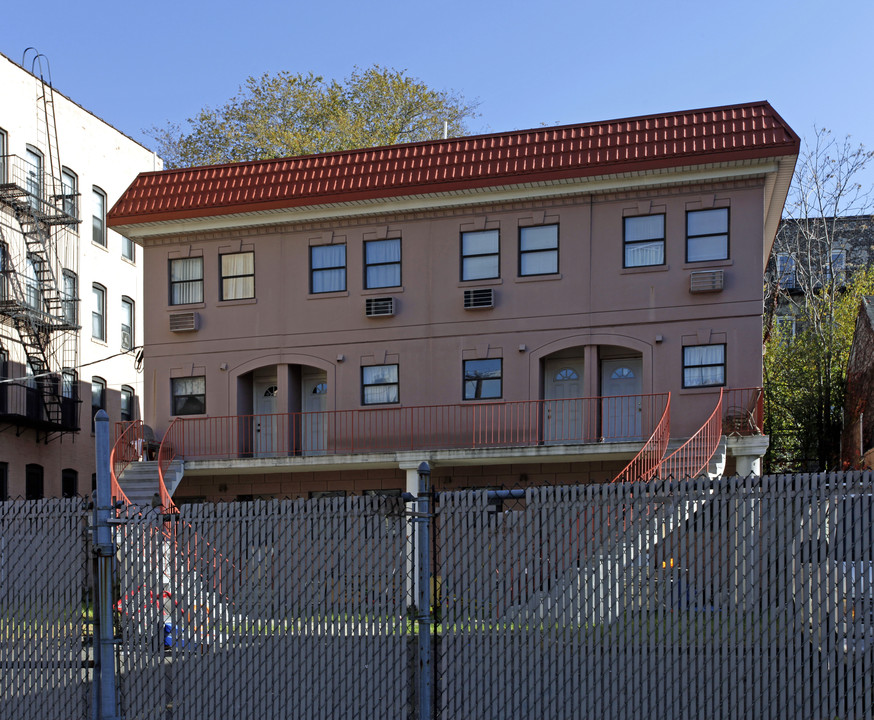 2034-2036 John F Kennedy Blvd in Jersey City, NJ - Building Photo