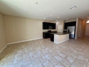 7020 Woodchase Glen Dr in Riverview, FL - Building Photo - Building Photo