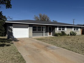 3412 Baumann Ave in Midland, TX - Building Photo