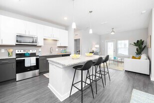 Collins Preserve in Jacksonville, FL - Building Photo