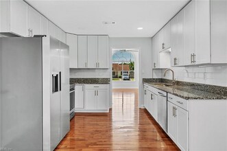 5556 Connie Ln in Virginia Beach, VA - Building Photo - Building Photo