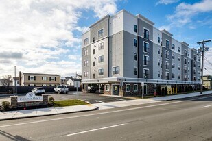450 American Legion Hwy, Unit 2 in Revere, MA - Building Photo
