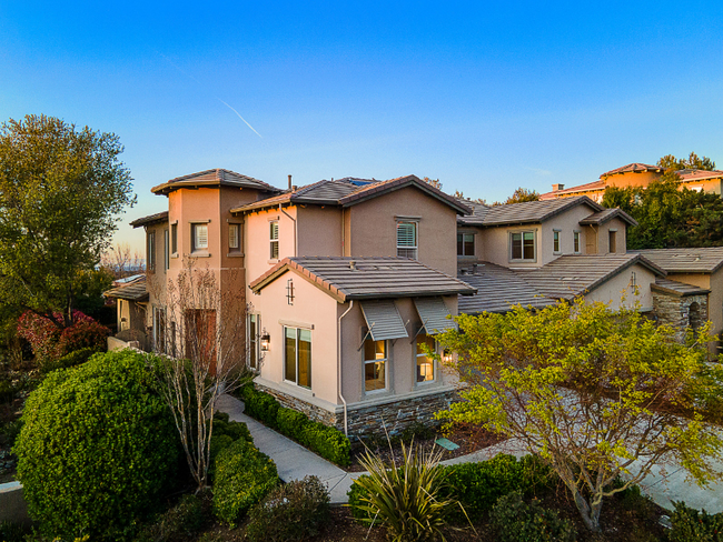 1022 Gamay Dr in El Dorado Hills, CA - Building Photo - Building Photo