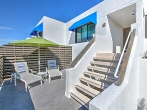 744 Bayport Wy, Unit 744 in Longboat Key, FL - Building Photo - Building Photo