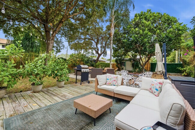 117 S Palmway in Lake Worth Beach, FL - Building Photo - Building Photo