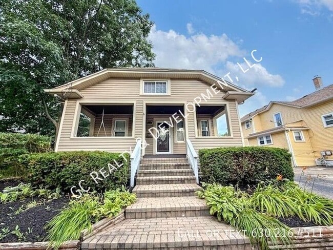 property at 454 Moseley St