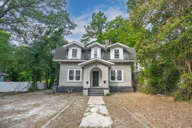 property at 1522 Columbia College Dr