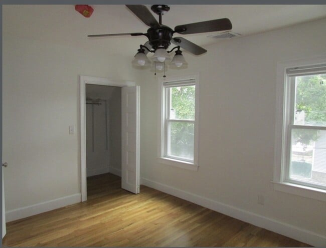 94 Plain St in Braintree, MA - Building Photo - Building Photo