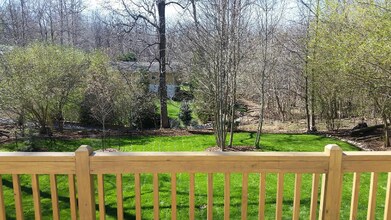 4021 Valley Springs Rd in Durham, NC - Foto de edificio - Building Photo