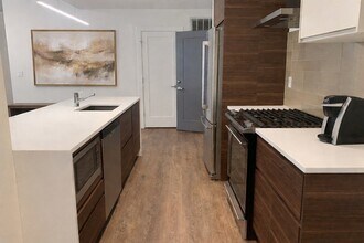 40 Fisher Ave, Unit 101 in Boston, MA - Building Photo - Building Photo