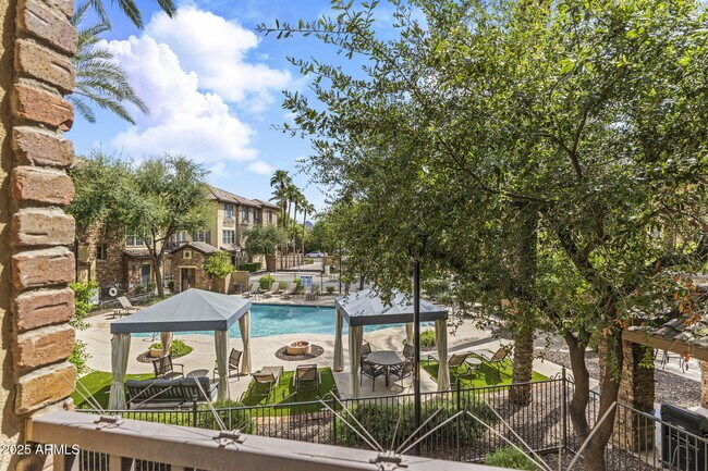 4391 N 24th Pl in Phoenix, AZ - Foto de edificio - Building Photo