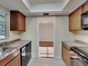 978 Oak Dr in Oviedo, FL - Building Photo - Building Photo