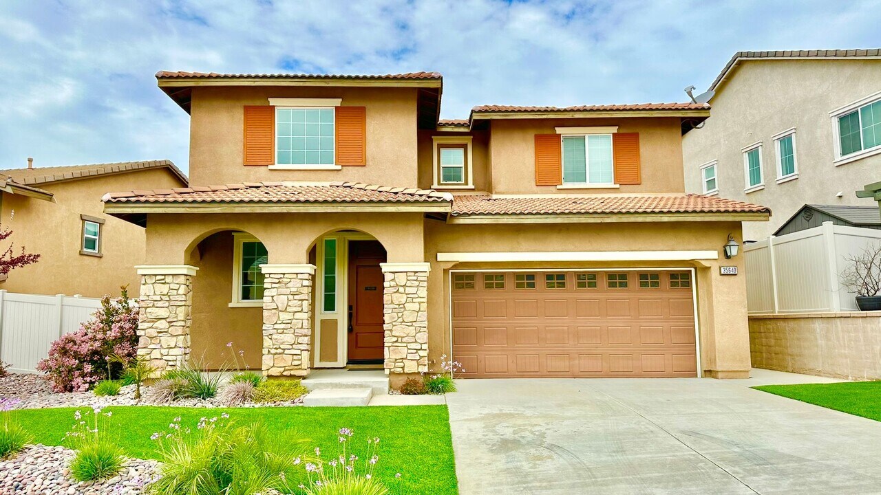 35640 Garrano Ln in Fallbrook, CA - Building Photo