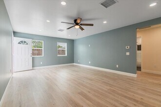 13029 Herrick Ave in Los Angeles, CA - Building Photo - Building Photo