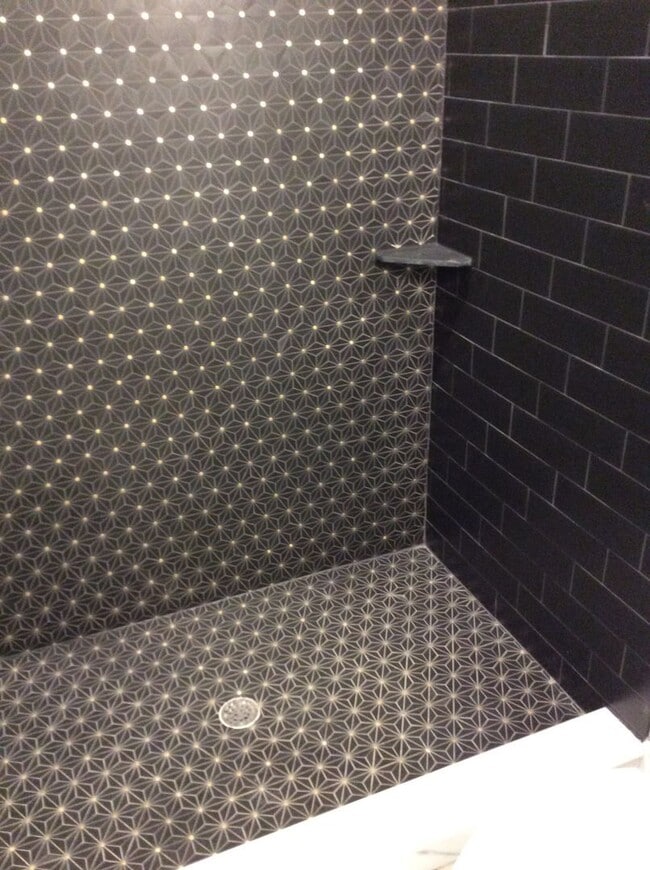 1615 Ogden St in Philadelphia, PA - Building Photo - Building Photo