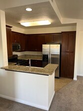 23412 Pacific Park Dr, Unit 17F in Aliso Viejo, CA - Foto de edificio - Building Photo