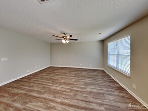 4812 Chapel Ridge Dr in Greensboro, NC - Building Photo - Building Photo