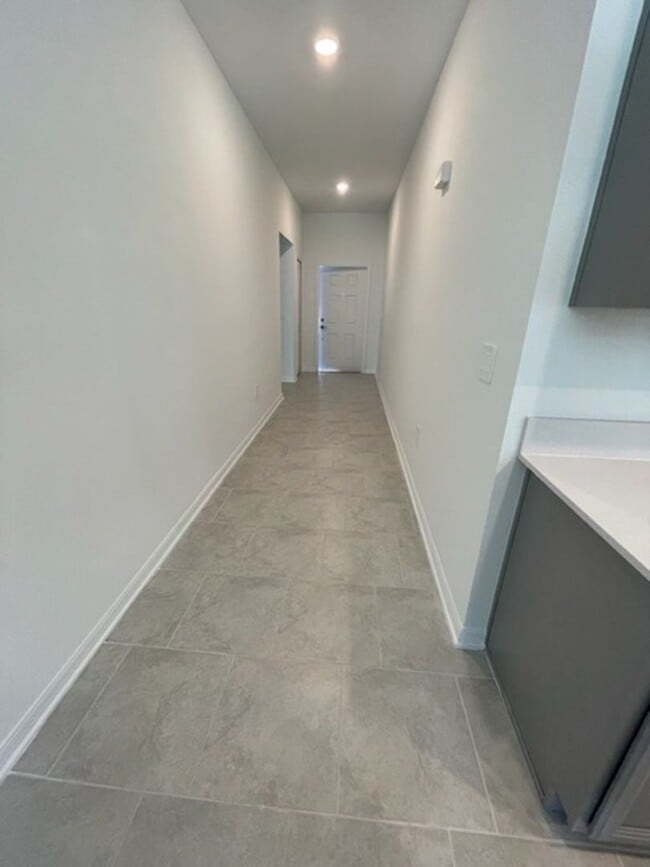 844 Ofanto Wy in Haines City, FL - Building Photo - Building Photo