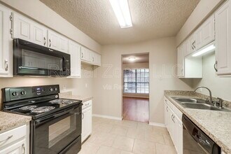 4806 Stage Line Dr in Arlington, TX - Building Photo - Building Photo