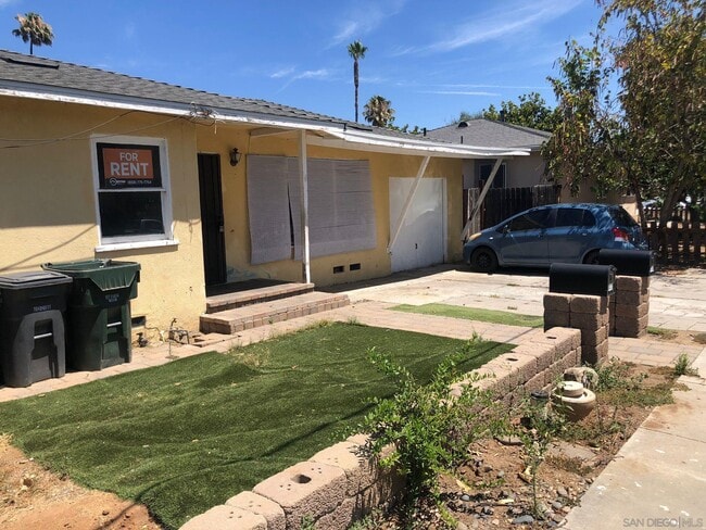 410 W 15th Ave in Escondido, CA - Building Photo - Building Photo