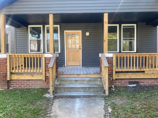 property at 2212 Fairfax Ave