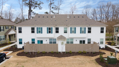 The Woodlands at Western Branch in Chesapeake, VA - Foto de edificio - Building Photo