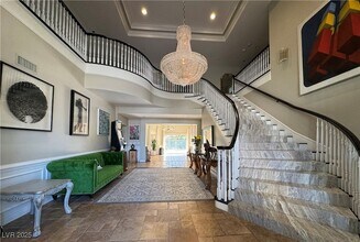 3160 Bel Air Dr in Las Vegas, NV - Foto de edificio - Building Photo