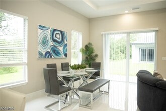 1228 Chrisholm St in Lehigh Acres, FL - Building Photo - Building Photo