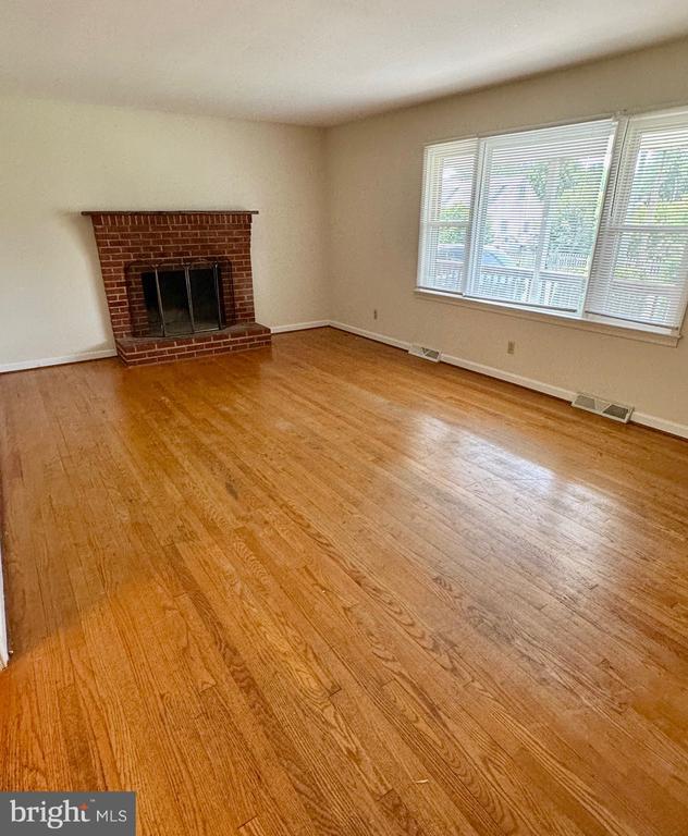 125 Hillcrest Dr in Fredericksburg, VA - Building Photo - Building Photo