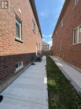 597 Remembrance Rd in Brampton, ON - Building Photo - Building Photo