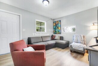 1165 Orton St in Jacksonville, FL - Foto de edificio - Building Photo