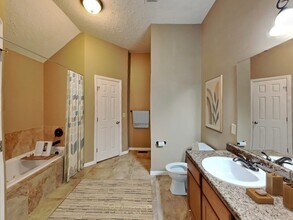 114 N Peach Brook in Nixa, MO - Building Photo - Building Photo