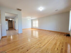 430 Elm St in Kearny, NJ - Building Photo - Building Photo