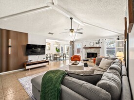 1113 Roaring Springs Dr in Allen, TX - Building Photo