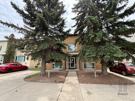 University Commons Apartments in Saskatoon, SK - Building Photo