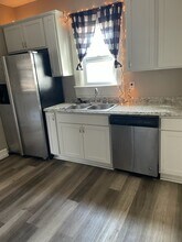 1392 Haslett Rd in Haslett, MI - Building Photo - Building Photo