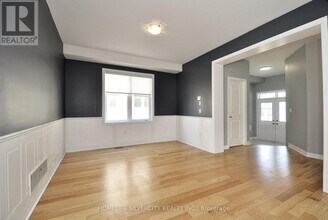 486 Thompson St in Woodstock, ON - Building Photo - Building Photo