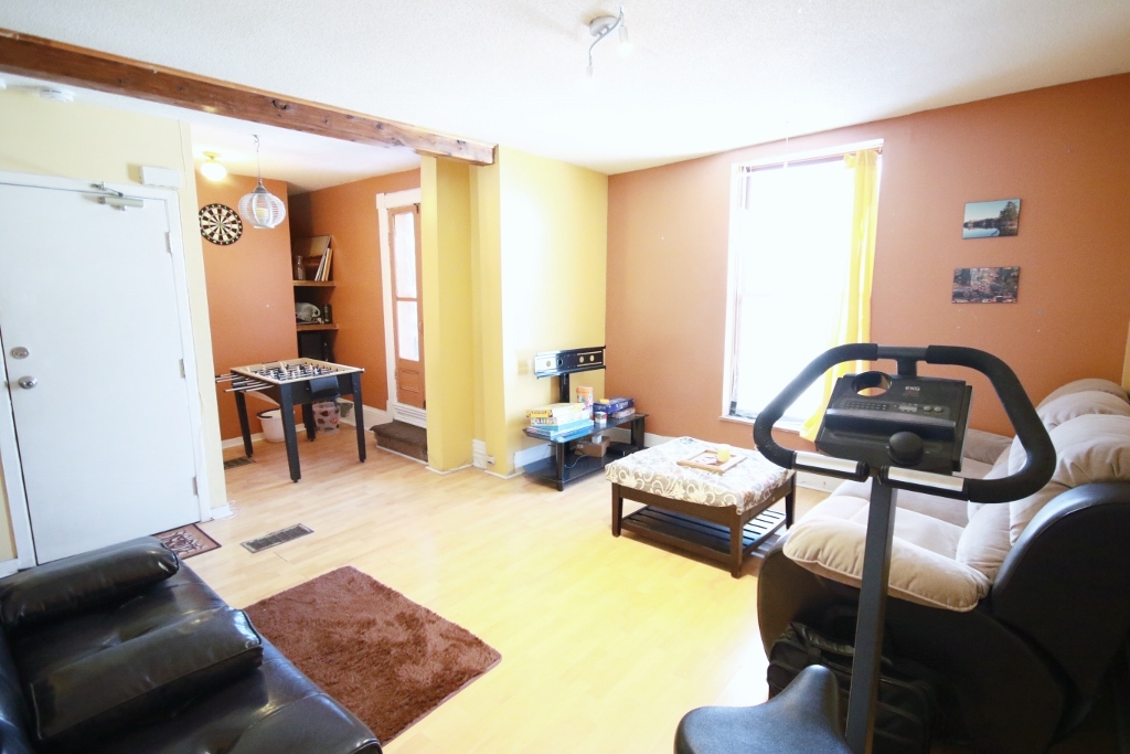 430 Lyon St. N in Ottawa, ON - Building Photo