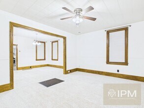 17 S Walnut St in Dallastown, PA - Building Photo - Building Photo