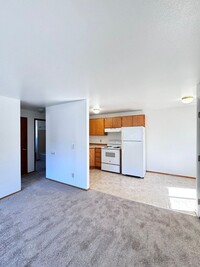 3033 in Seattle, WA - Building Photo - Interior Photo