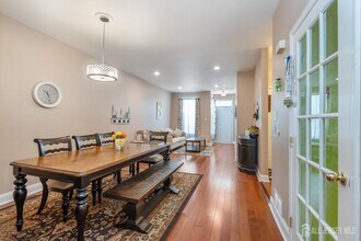 802 Yarrow Cir in South Brunswick, NJ - Building Photo - Building Photo