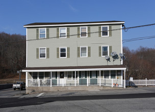 4 Depot Rd in Uncasville, CT - Building Photo - Building Photo