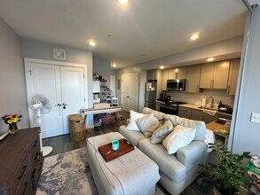 55 W 5th St, Unit 603 in Boston, MA - Building Photo - Building Photo