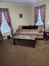 841 Parkview St NE in Massillon, OH - Building Photo - Building Photo