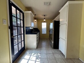 8113 Sherman Ave in Lubbock, TX - Building Photo - Building Photo