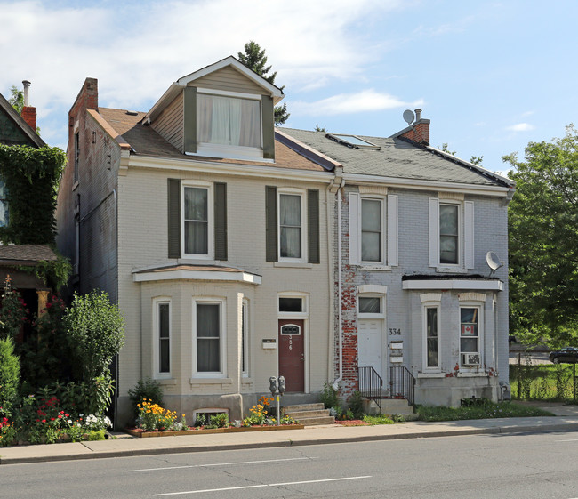 334-336 Main St W in Hamilton, ON - Building Photo - Primary Photo